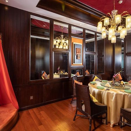 Wyndham Grand Plaza Royale Colorful Yunnan Hotell Kunming Exteriör bild