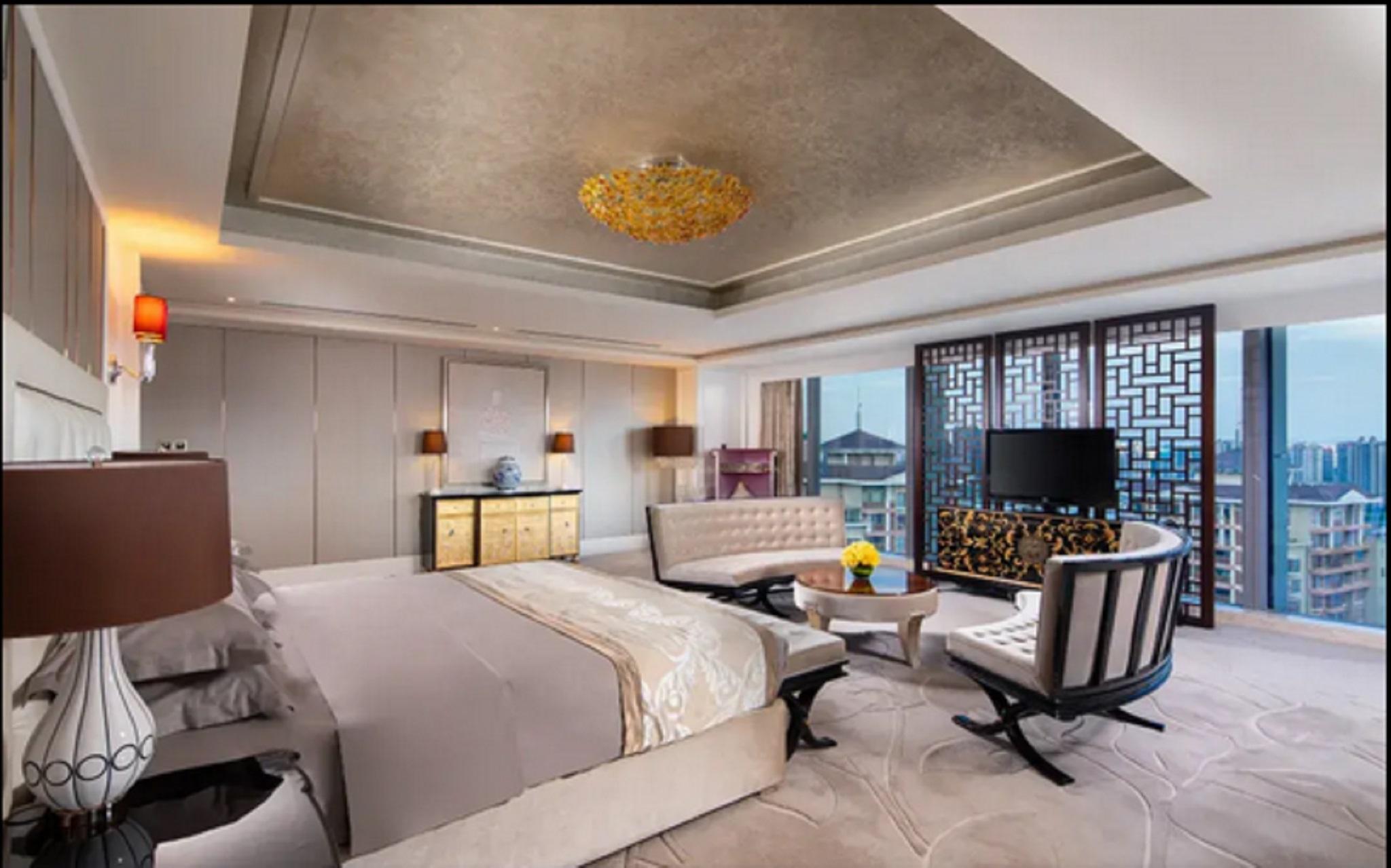 Wyndham Grand Plaza Royale Colorful Yunnan Hotell Kunming Exteriör bild