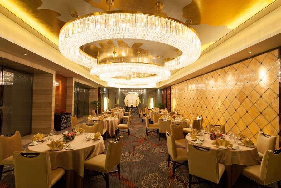 Wyndham Grand Plaza Royale Colorful Yunnan Hotell Kunming Exteriör bild