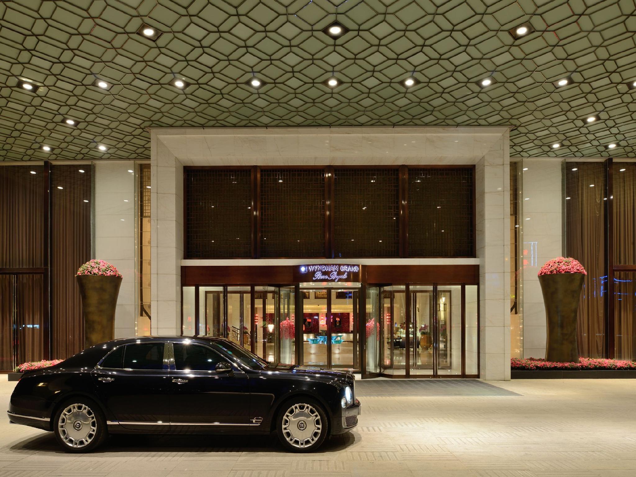 Wyndham Grand Plaza Royale Colorful Yunnan Hotell Kunming Exteriör bild